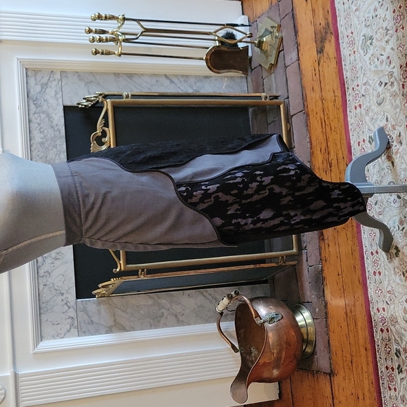 Anno Mundi Skirt - Picture 9 of 11